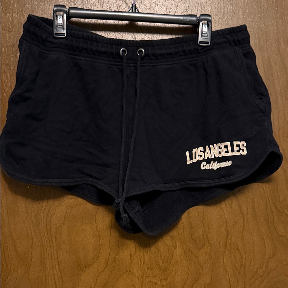 Aero Los Angeles Black Women's Shorts Size XL